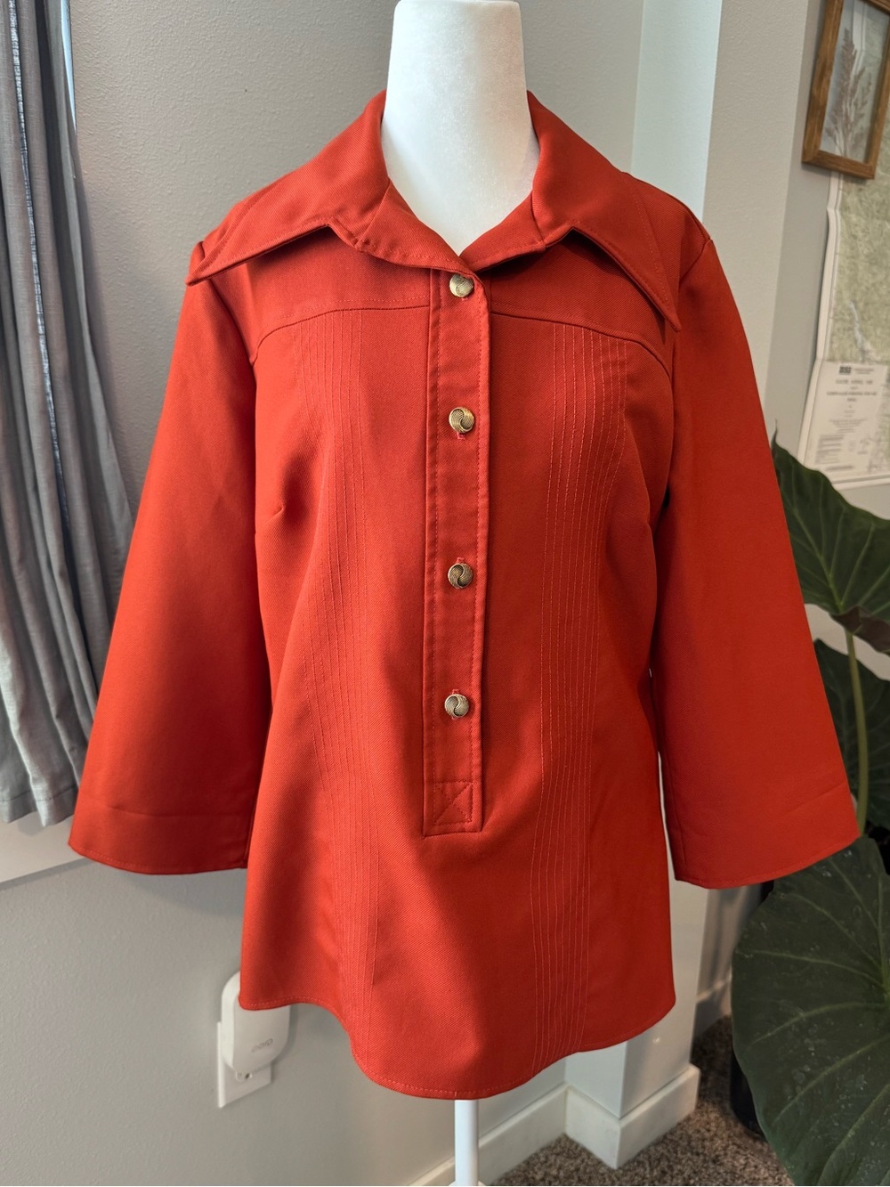 Vintage 70s retro Kay Windsor orange dagger collar tunic blouse size large